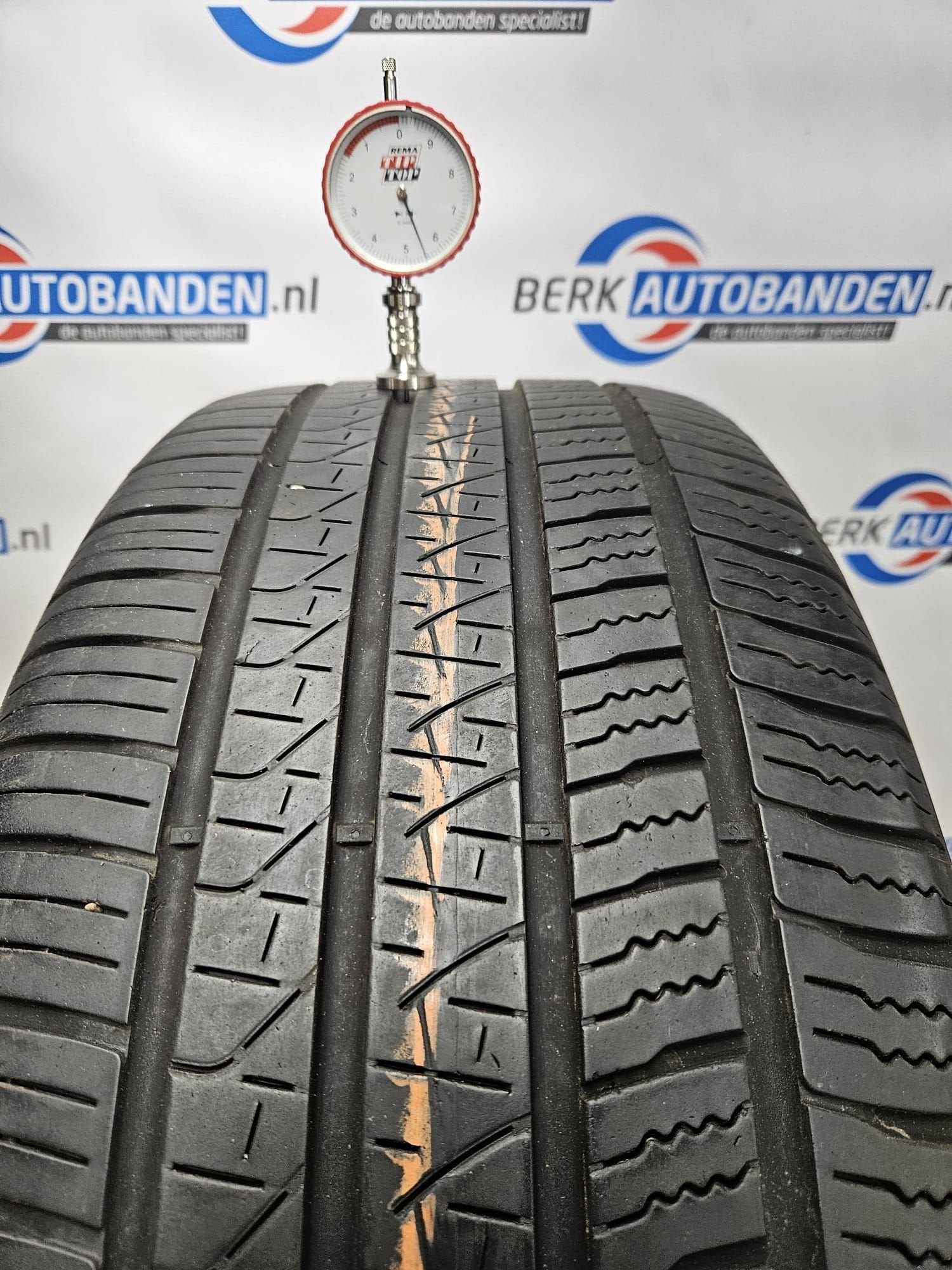 2x Pirelli Scorpion Zero XL VOL PNCS M+S 255/40 R21 102V 255, Gebruikt, 255 mm, -, -