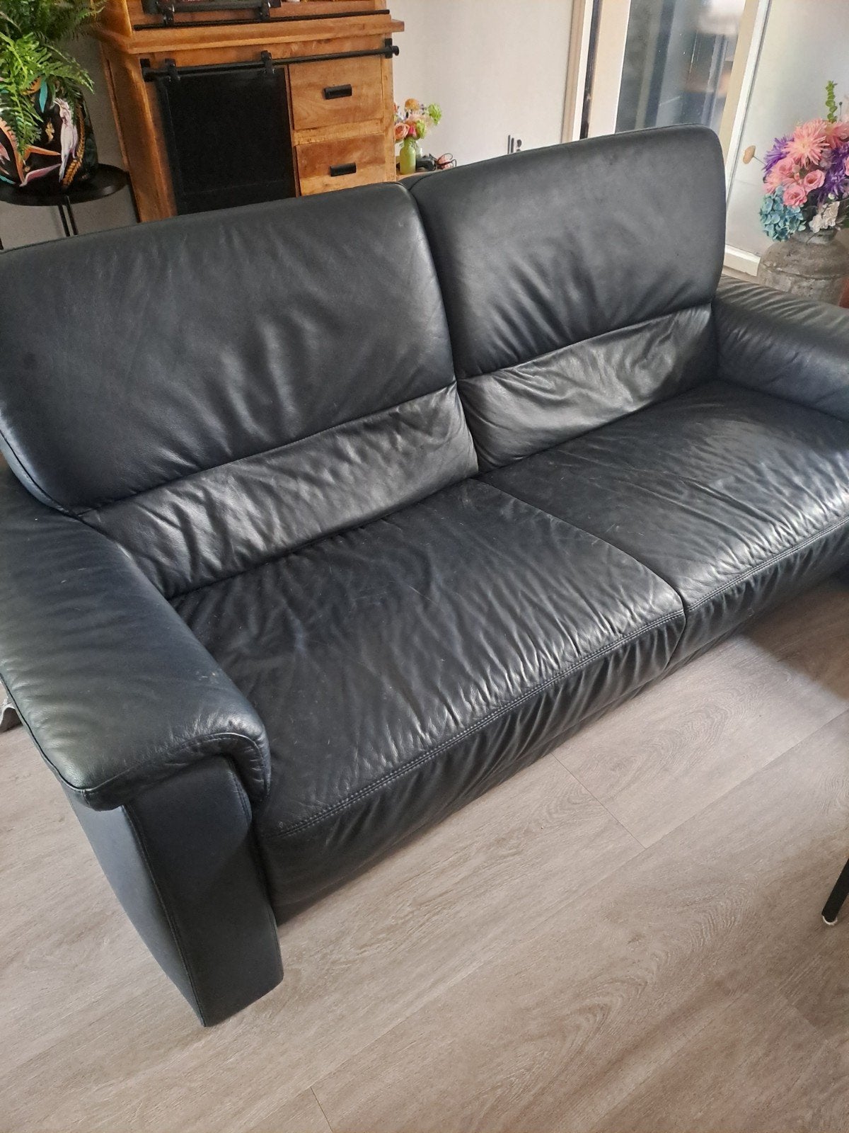 Gratis comfortabele tweepersoons leren bank, Ophalen, Gebruikt, Klassiek, Comfortabel, Tweepersoons