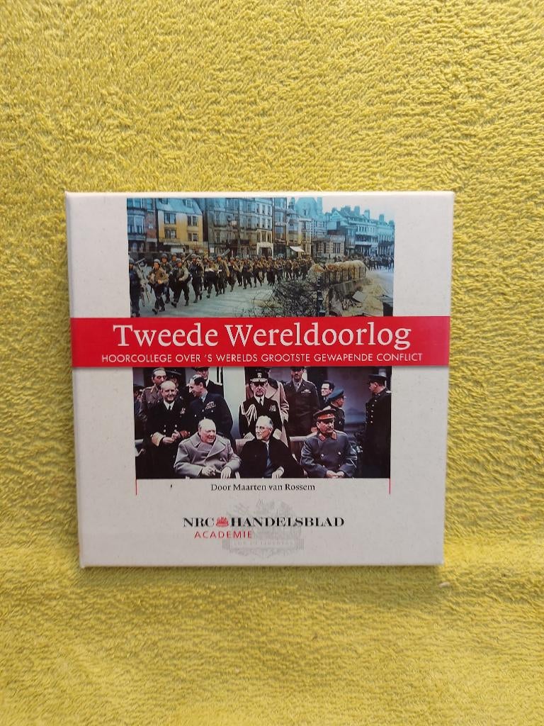 Tweede Wereldoorlog.  Audioboek. Maarten van Rossem. 4CDs., Ophalen of Verzenden, Zo goed als nieuw