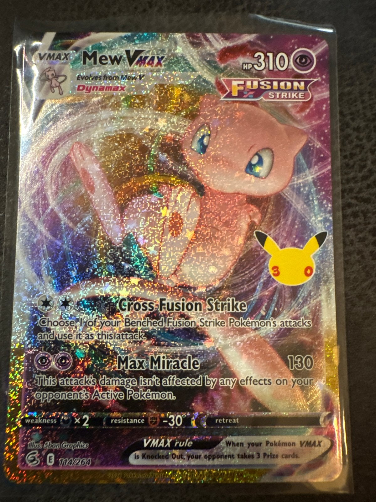 Mew VMAX 30th anniversary Pokémon Kaart, Ophalen of Verzenden, Zo goed als nieuw, Losse kaart, Foil