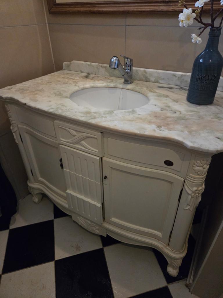 Badkamer meubel, Ophalen