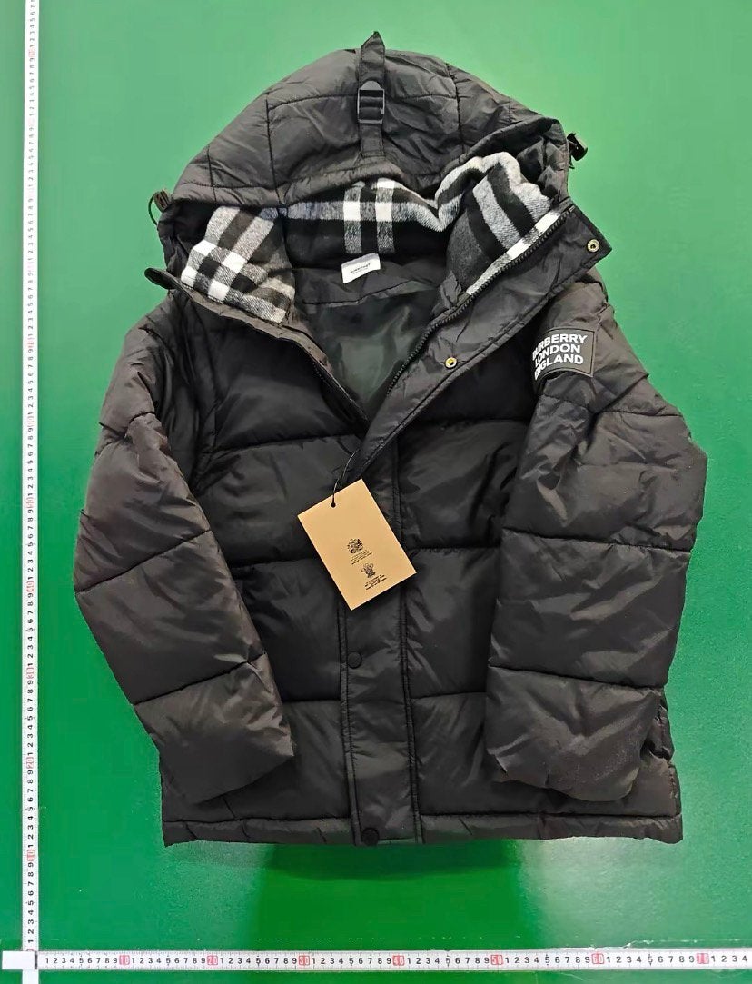 Burberry winter jas nieuw, Ophalen of Verzenden, Zo goed als nieuw