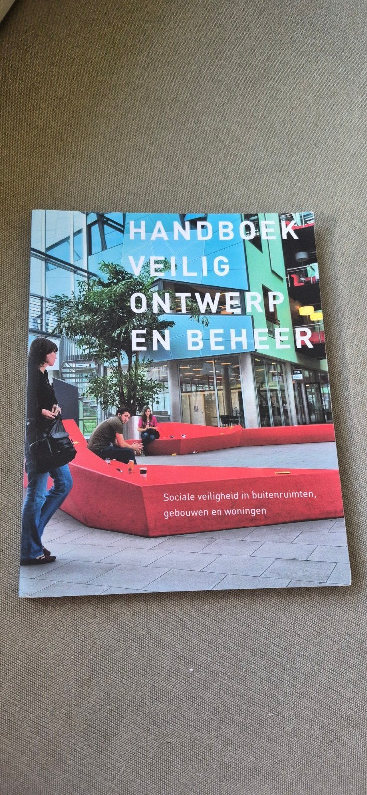 Schoolboeken integrale veiligheidskunde, Boeken, Ophalen of Verzenden, Zo goed als nieuw