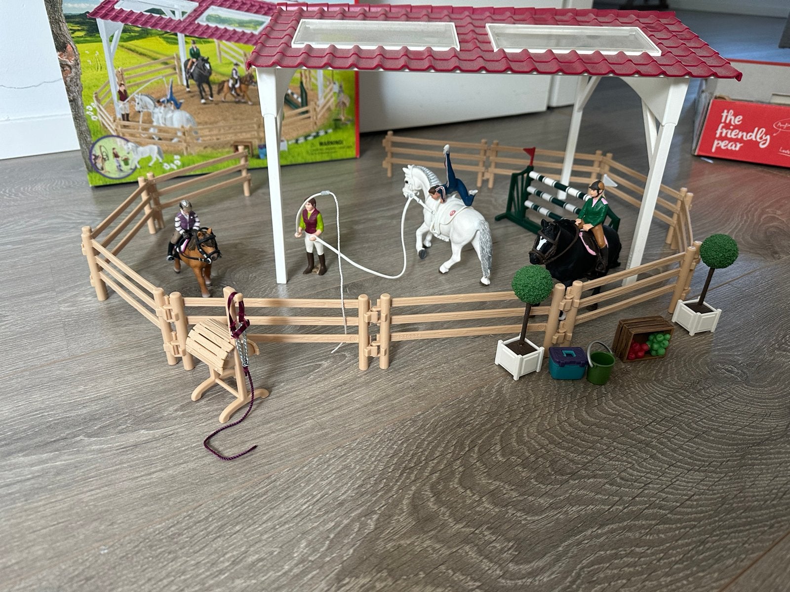 Schleich Horse Club Rijbaan met Paarden en Ruiters, Ophalen of Verzenden, Zo goed als nieuw