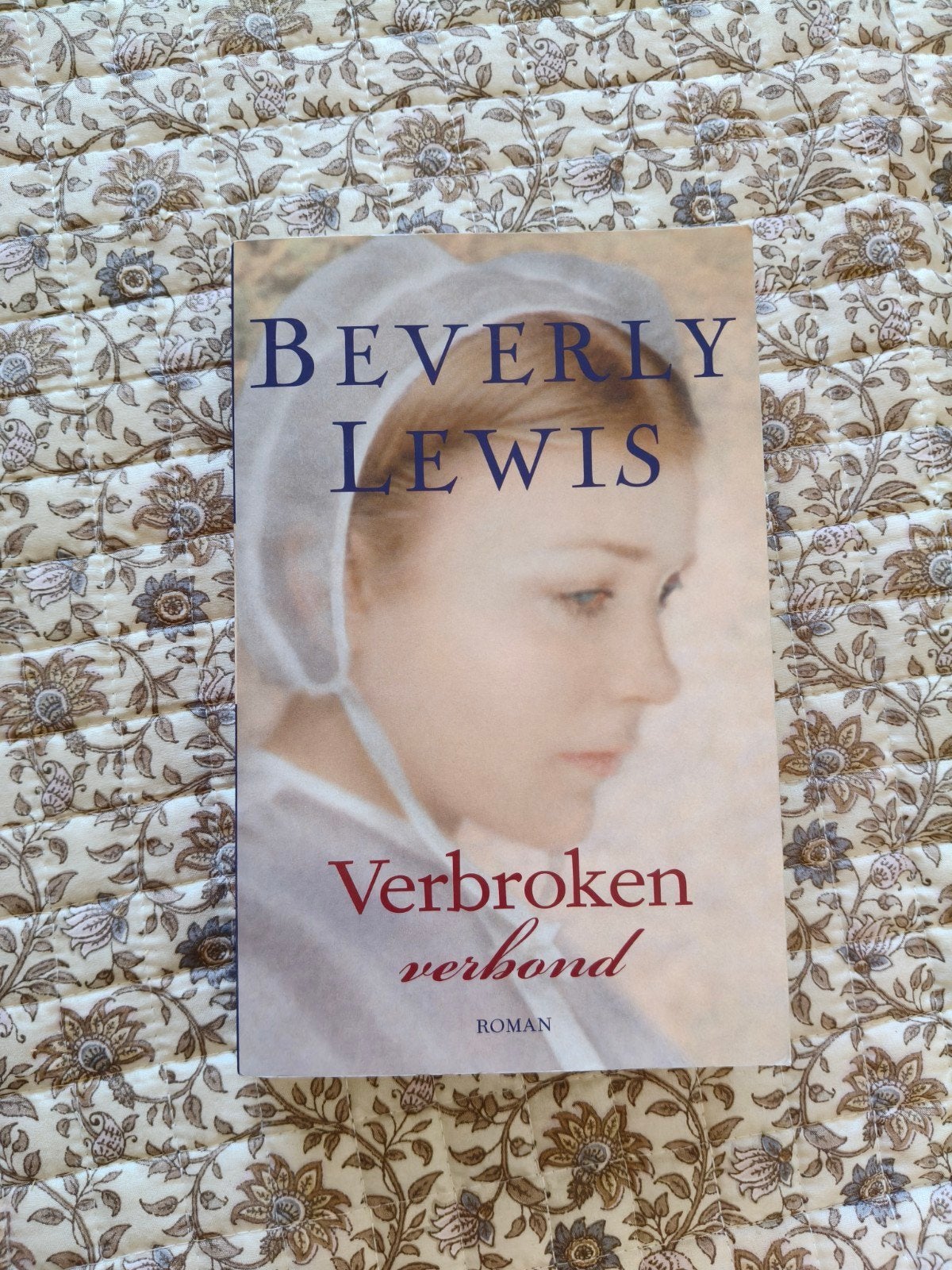Verbroken verbond - Beverly Lewis (Roman), Ophalen of Verzenden, Zo goed als nieuw, Beverly Lewis, Nederland