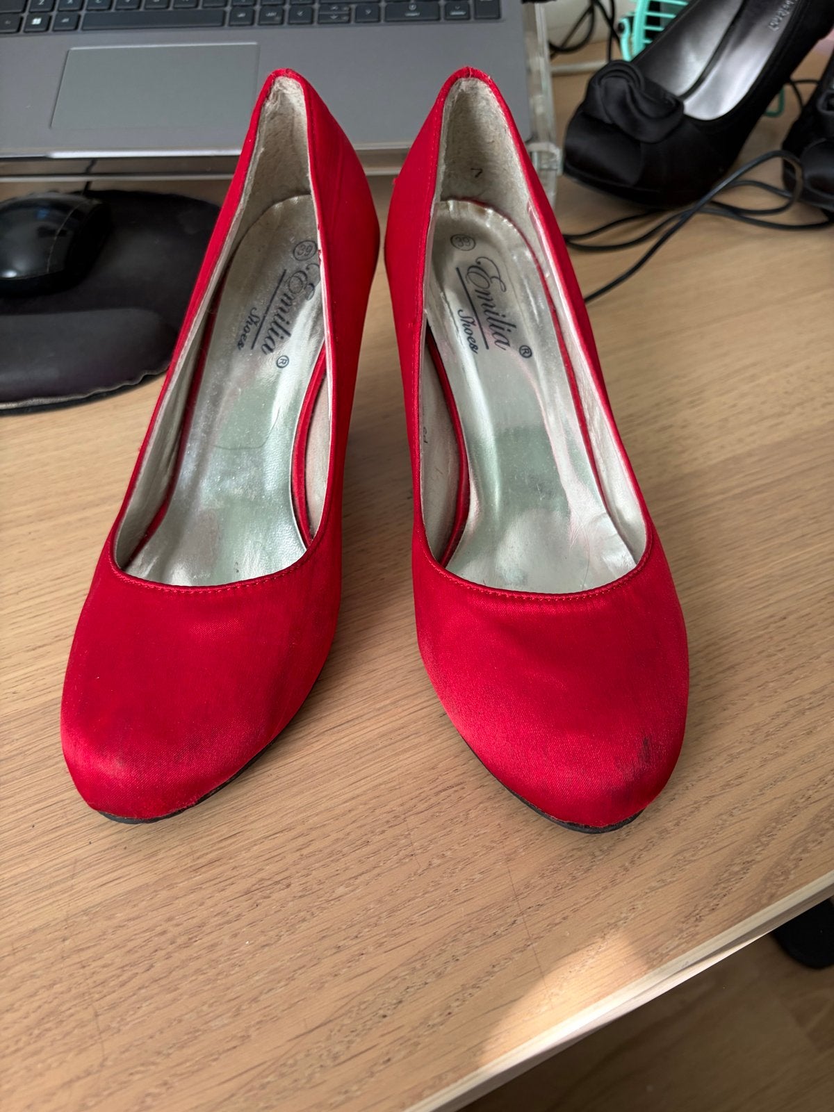 Rode Emilia Shoes Pumps - Maat 40, Ophalen, Gedragen, Rood, Pumps