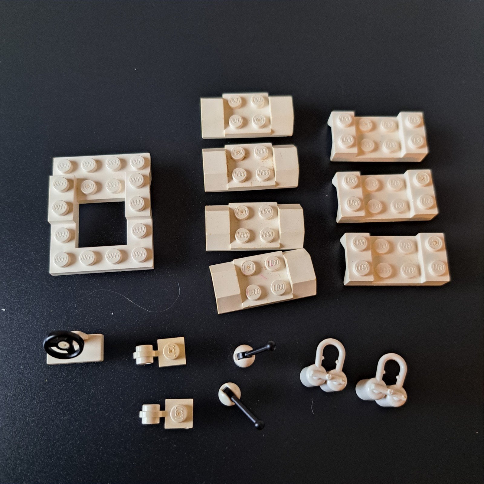 Lego losse onderdelen voor een auto in de kleur wit., Ophalen of Verzenden, Zo goed als nieuw, Lego