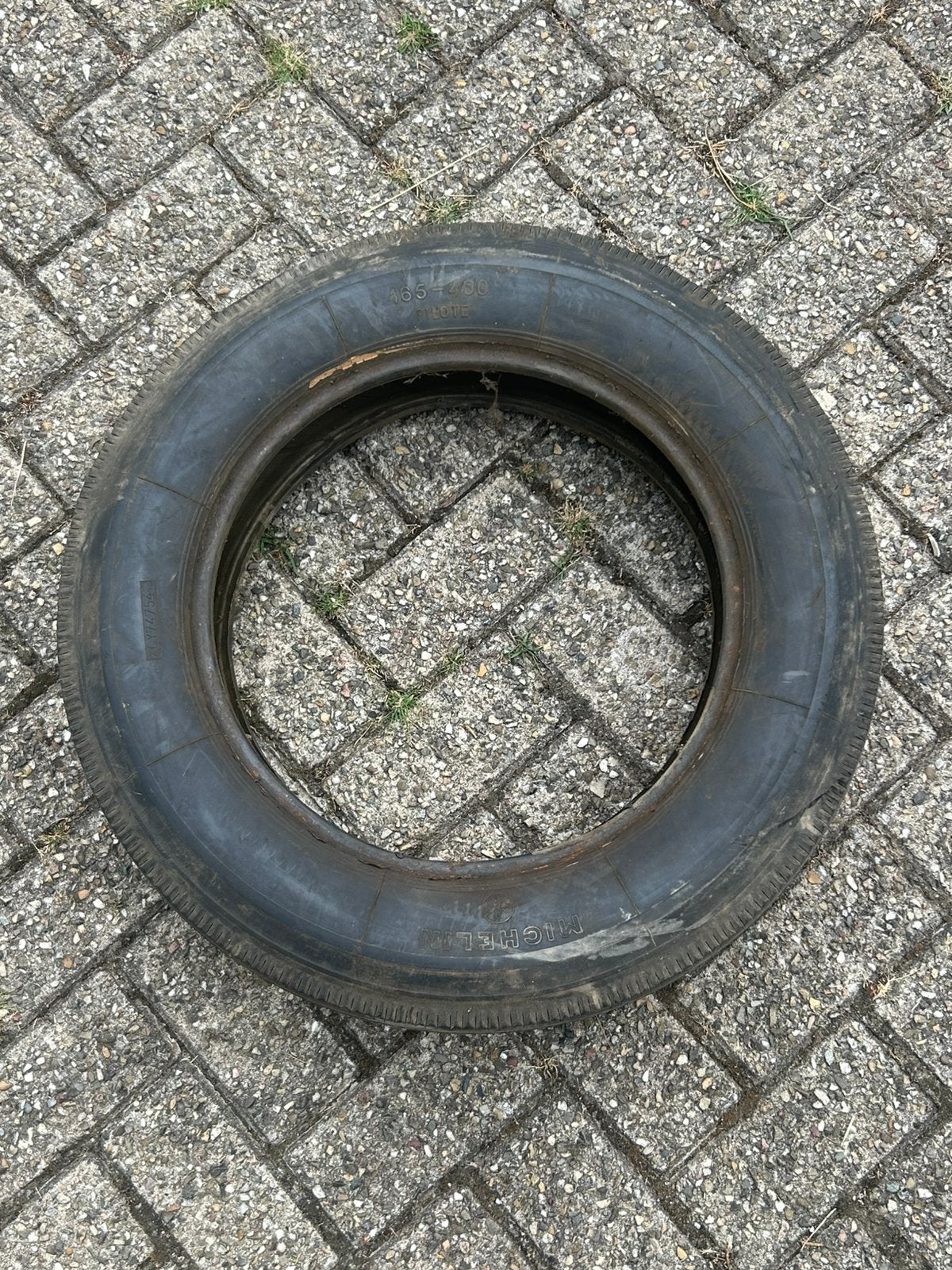 CITROEN Traction Avant 2x Michelin Pilote 165x400, Ophalen