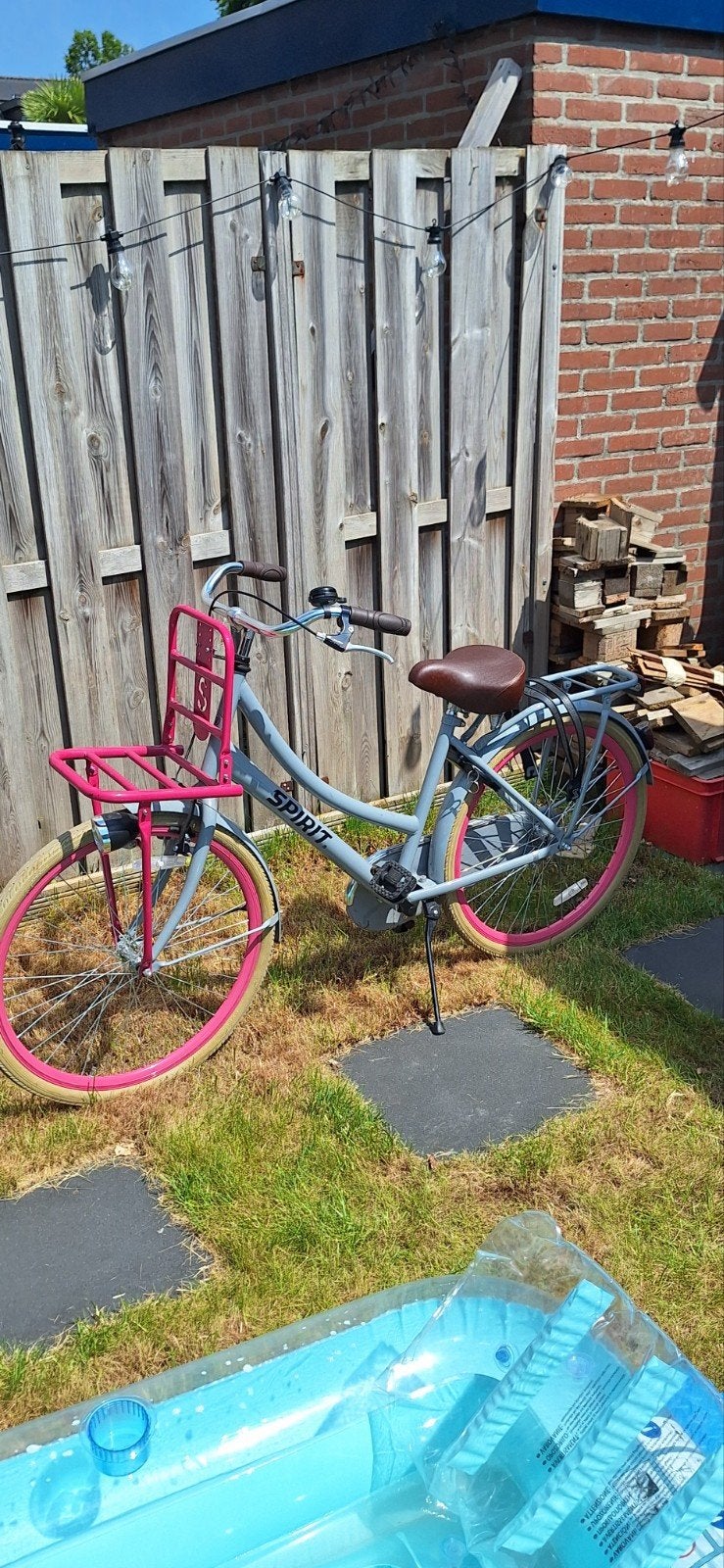 Spirit Meisjesfiets 24 inch - Lichtgrijs met roze accenten, Fietsen en Brommers, Velgrem, Ophalen of Verzenden, Handrem, Spirit