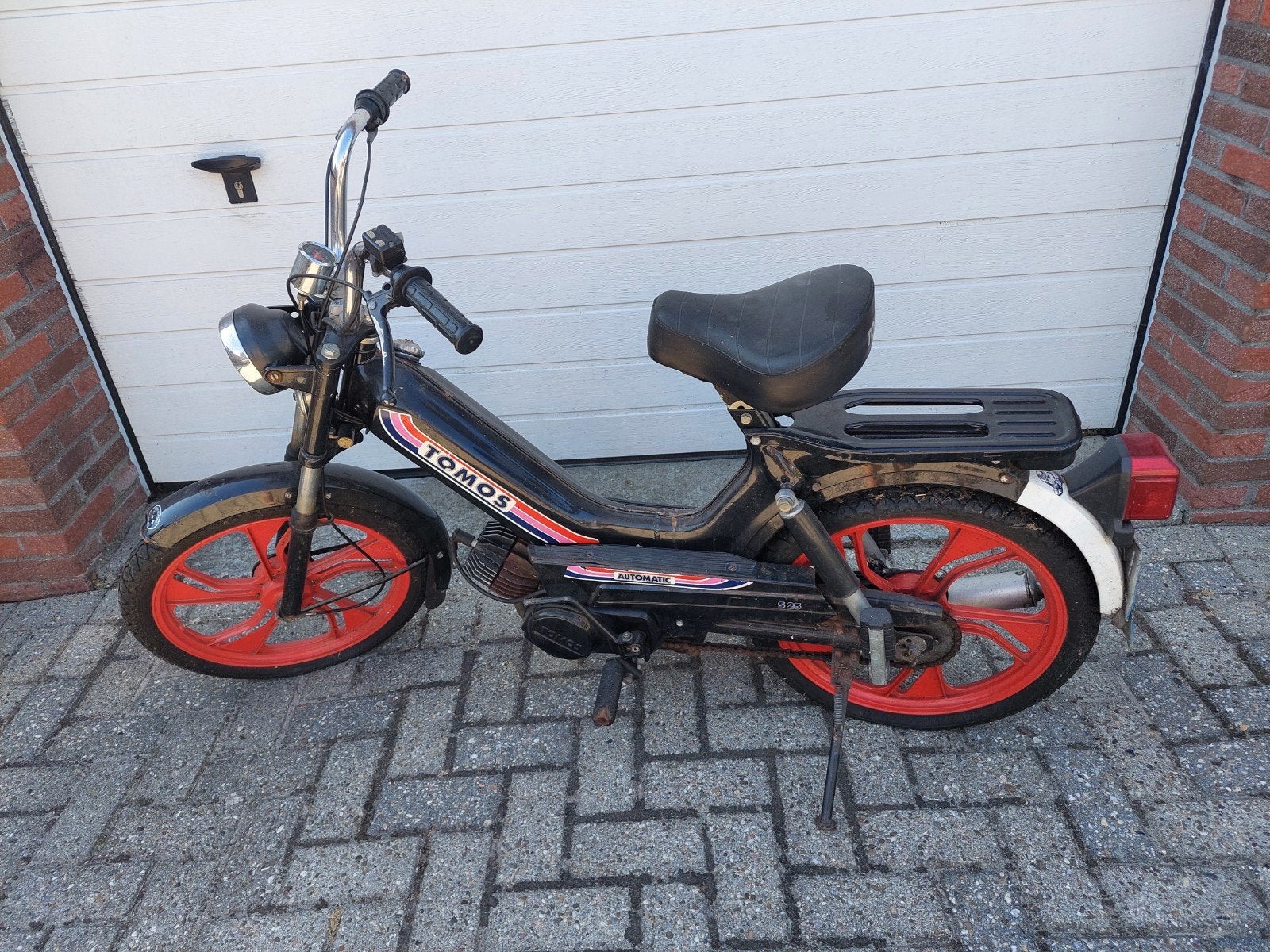 Tomos snorbrommer met kenteken, 1e eigenaar, orginele staat, Fietsen en Brommers, Ophalen, Gebruikt, Overige modellen, Maximaal 25 km/u