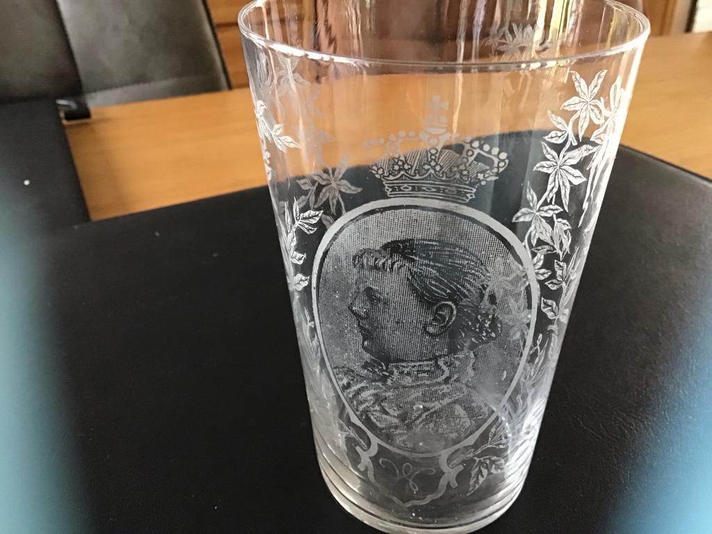 Antiek glas met portret en kroon, Huis en Inrichting, Woonaccessoires | Stolpen, Ophalen of Verzenden, Zo goed als nieuw