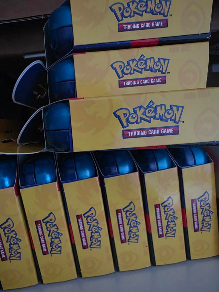 9x Pokémon TCG Back to School Pencil Tin 2023 – €140, Ophalen of Verzenden, Nieuw
