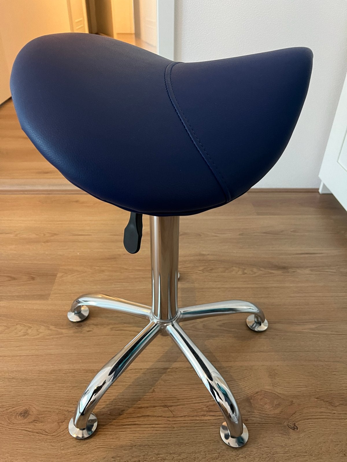 Zadelkruk in hoogte verstelbaar - Ergonomisch & Comfortabel, Ophalen, In hoogte verstelbaar, Gebruikt, Staal