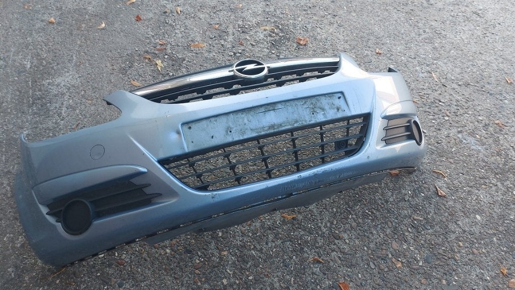 Licht blauwe voorbumper Opel Corsa D model, Ophalen of Verzenden