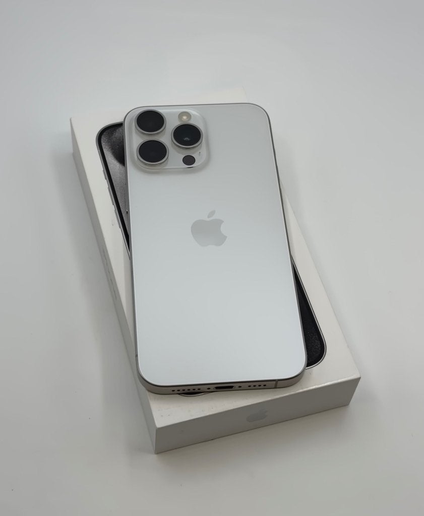 iPhone 15 Pro Max | 256 GB | Wit | Nieuwstaat | Garantie, 256 GB, Ophalen of Verzenden, Zo goed als nieuw, Zonder simlock
