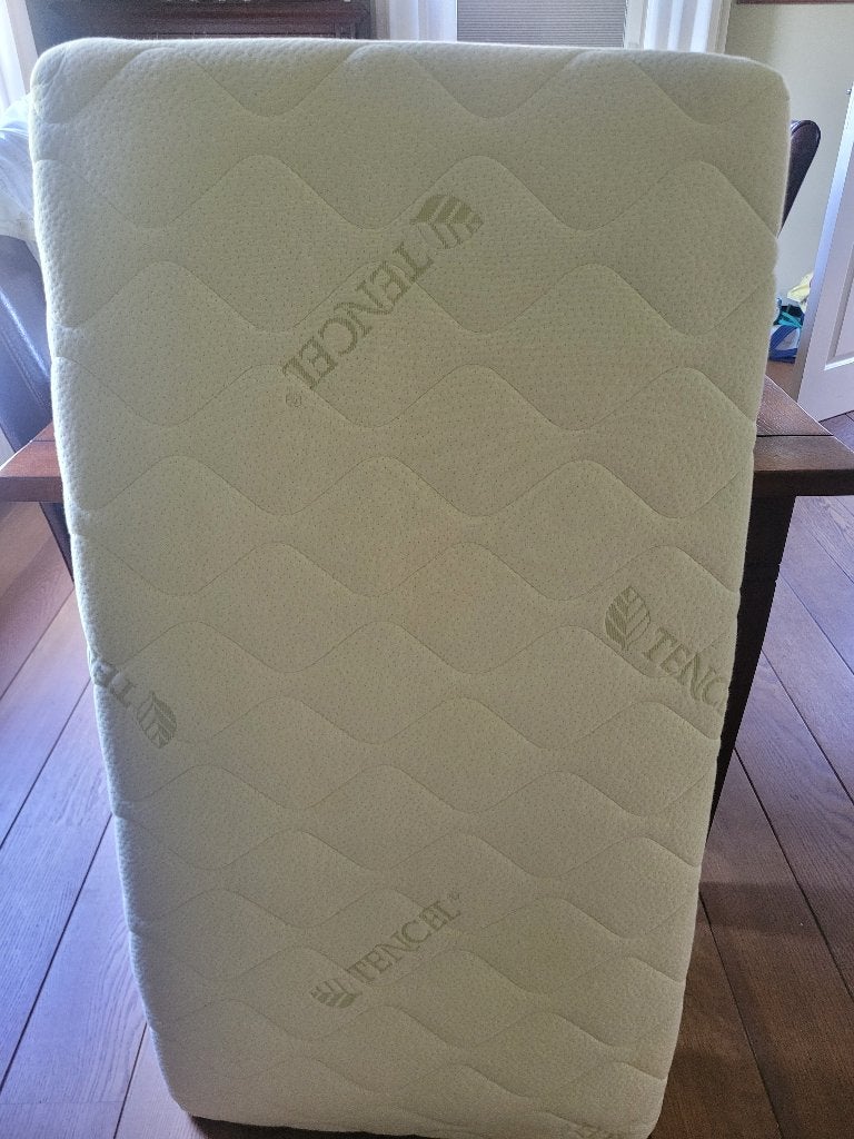 Matras baby ledikant, Ophalen, Zo goed als nieuw, Ledikant