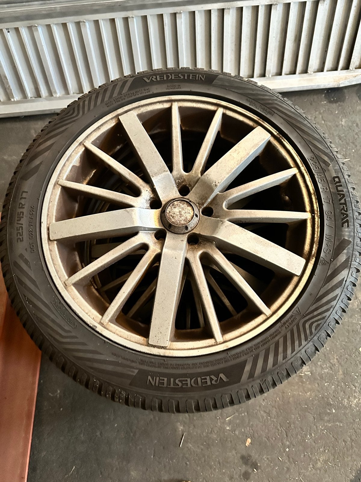 Volkswagen Golf 5x100 17 inch 7J Velgen met Nieuwe Banden, Auto-onderdelen, Ophalen, Gebruikt, 5x100, Banden en Velgen