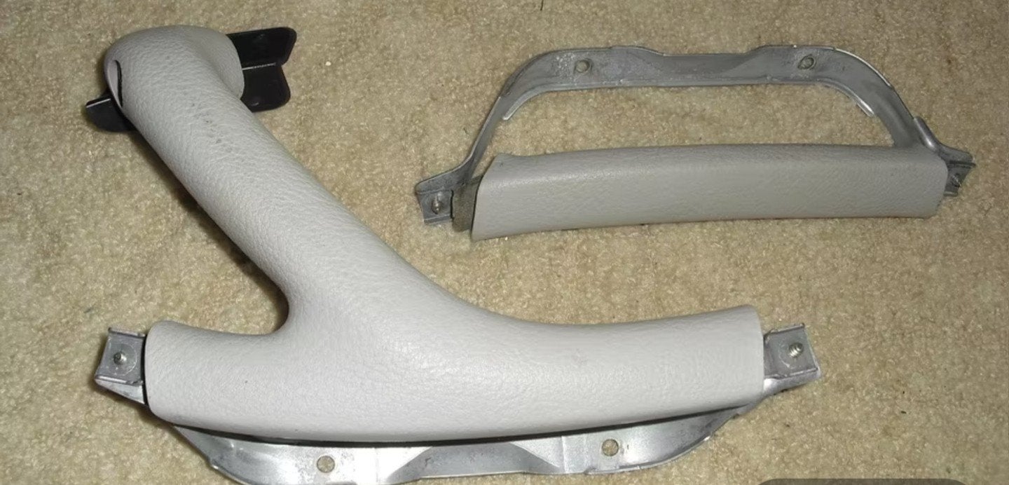 Gezocht ! BMW E36 Cabriolet Handgrepen - Set van 2, Auto-onderdelen, Ophalen of Verzenden, BMW