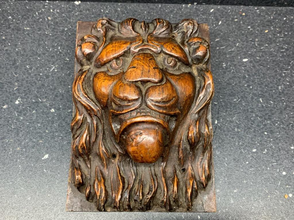 Antieke leeuw houtsnijwerk, Antiek en Kunst, Ophalen of Verzenden