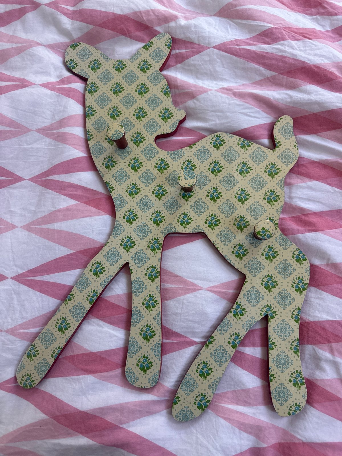 Kinderkamer hertje met hangers knoppen kledinghanger kapstok, Gebruikt, Overige merken, Ophalen of Verzenden, Wanddecoratie