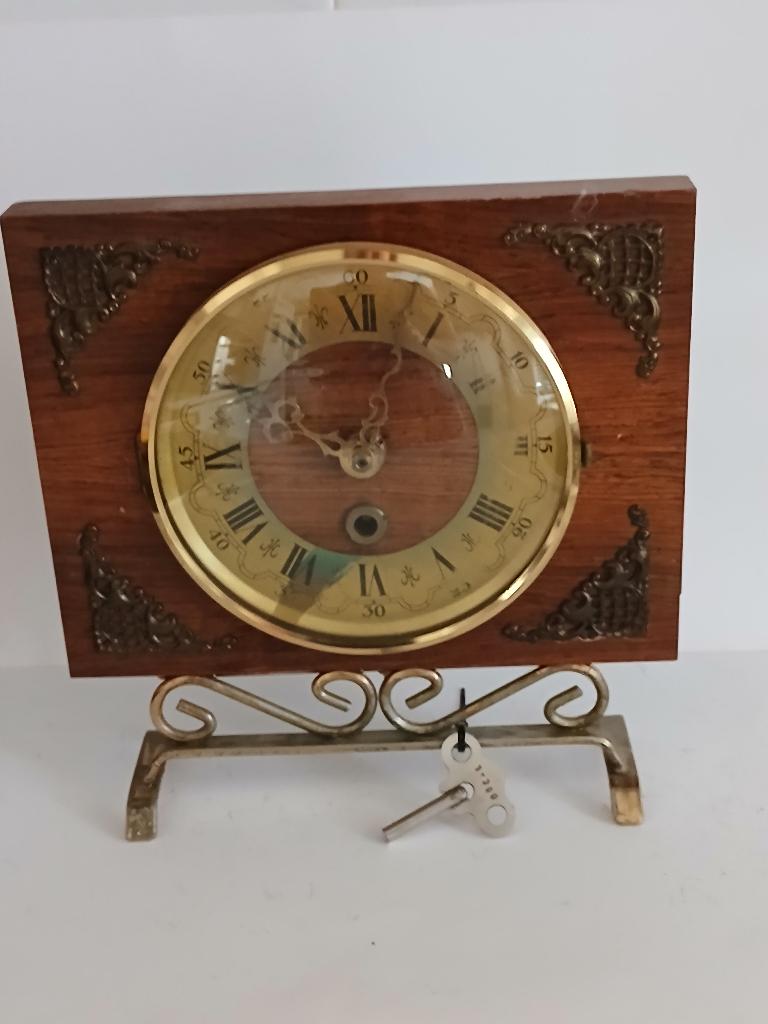Mechanische klok/tafelklok Nufa uit de jaren 1950, Antiek en Kunst, Ophalen of Verzenden