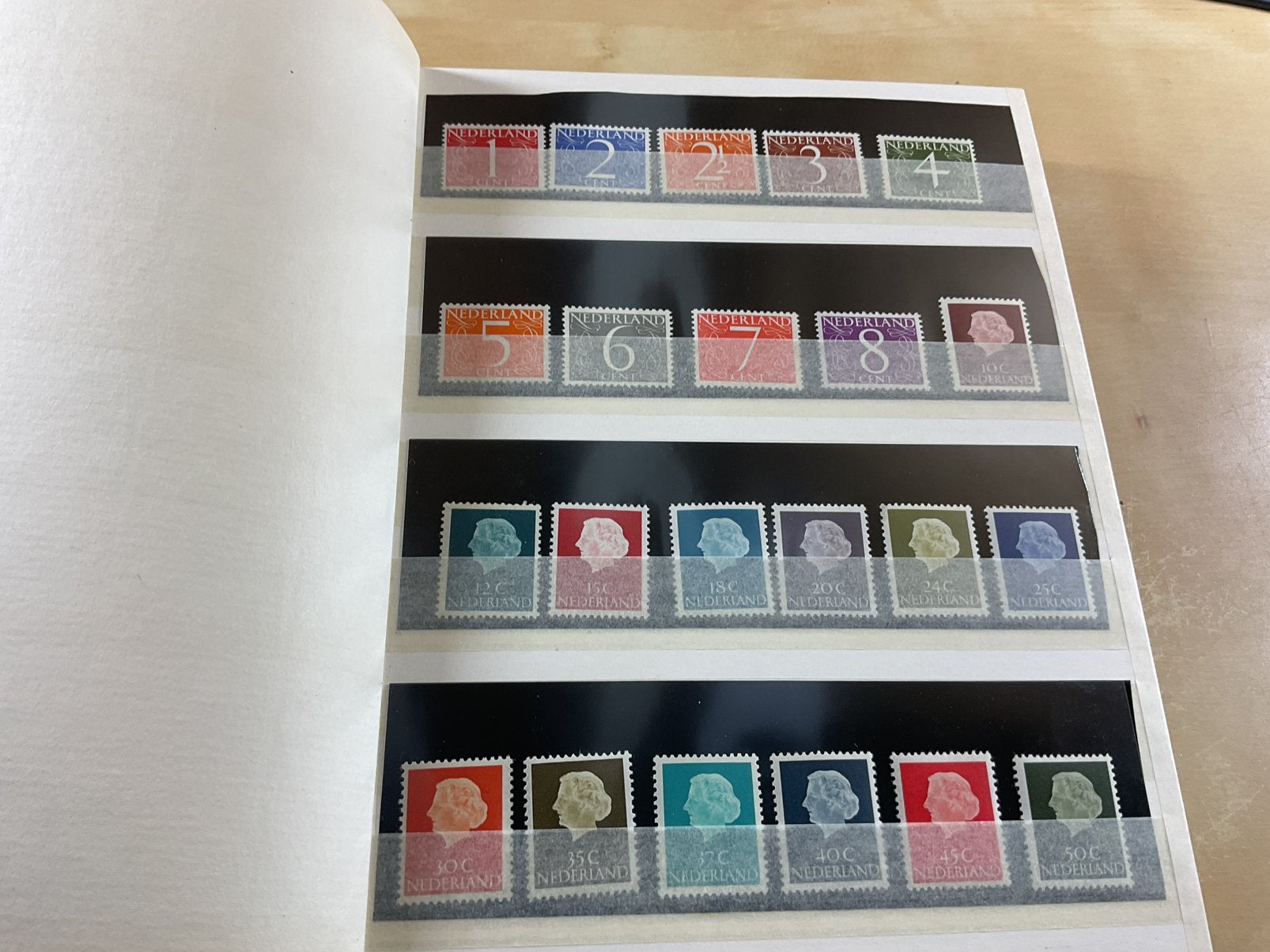 Stockboekje Nederland veel postfris, Ophalen of Verzenden, Nederland
