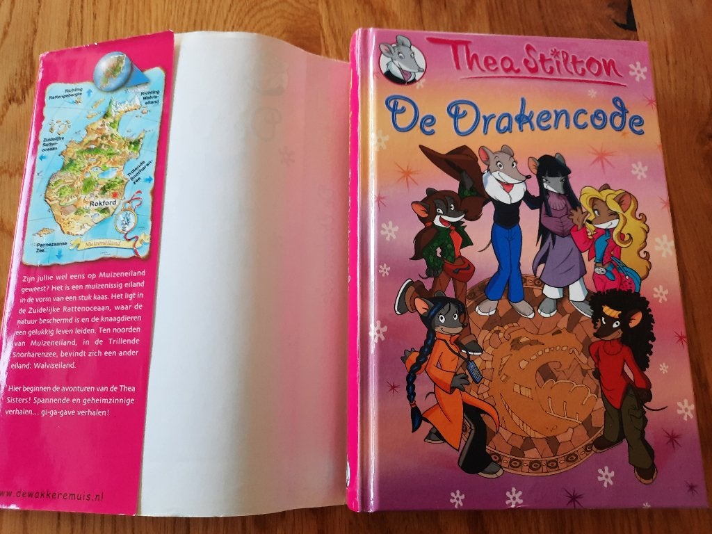 Thea Sisters De Drakencode, Boeken, Ophalen of Verzenden, Gelezen, Thea Stilton, Fictie