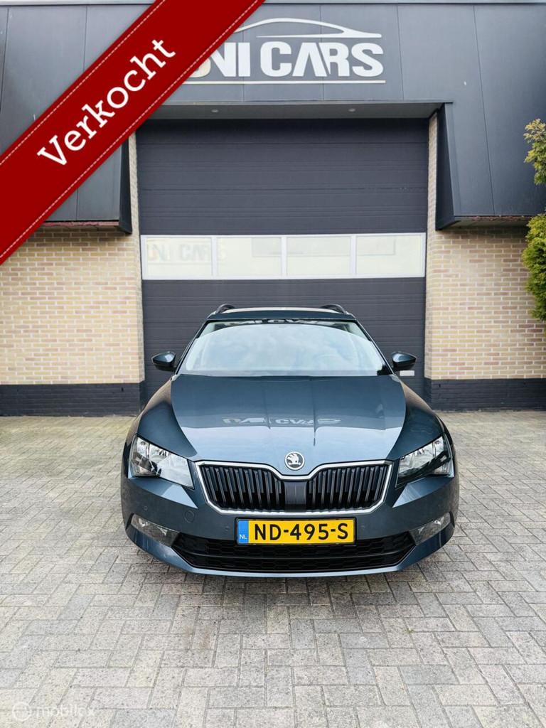 Skoda Superb Combi 1.6 TDI Active Business|Navi|leer|2017, Parkeersensor, Gebruikt, Euro 6, 4 cilinders