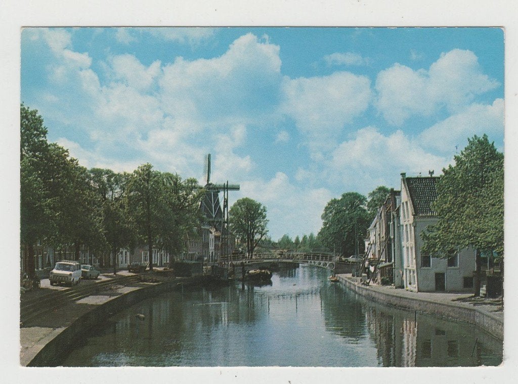 Dokkum Kleindiep Zicht op Molen Ongelopen, Ophalen of Verzenden, 1980 tot heden, Ongelopen, Friesland