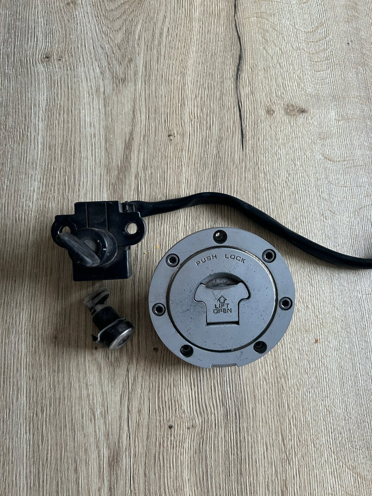 Honda CB500 slotenset 1993-2003 met 1 sleutel, Motoren, Ophalen of Verzenden, Gebruikt