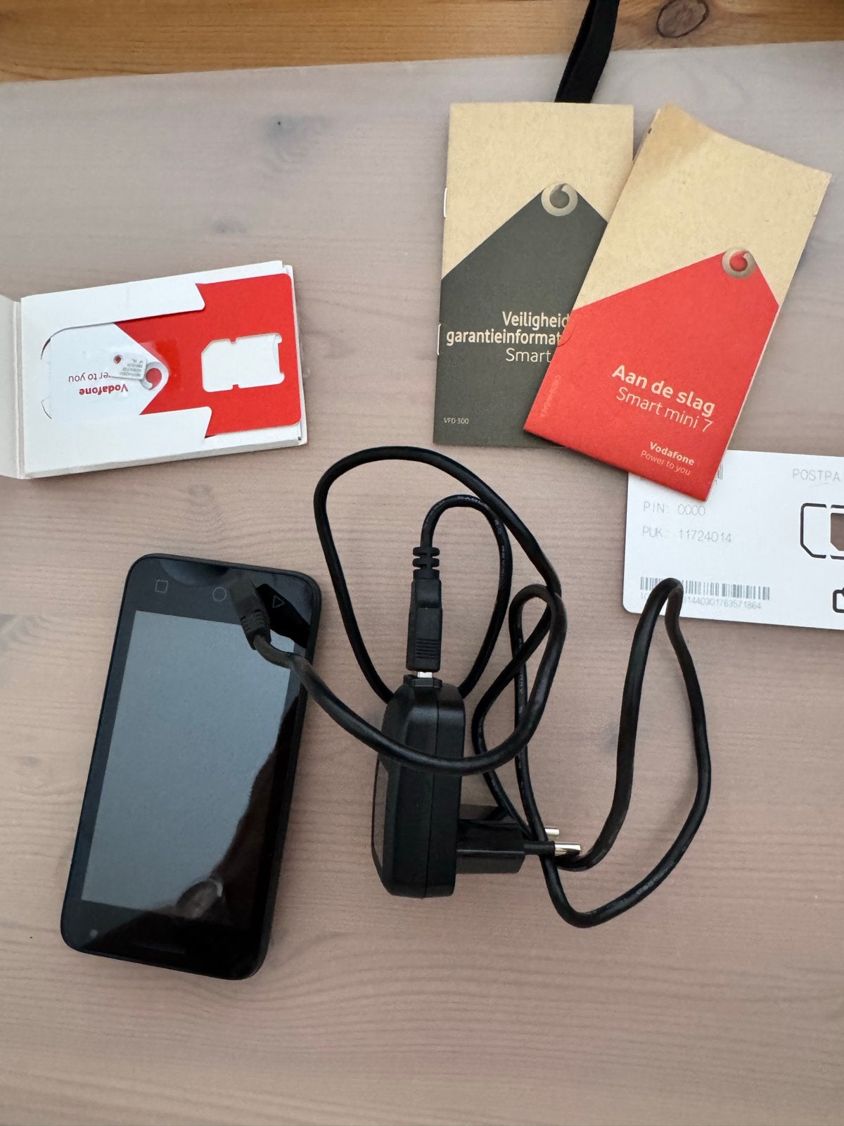 Vodafone Smart mini 7 3G 4GB Zwart - Zo goed als nieuw, Ophalen, Klassiek of Candybar, Zonder simlock, Zonder abonnement