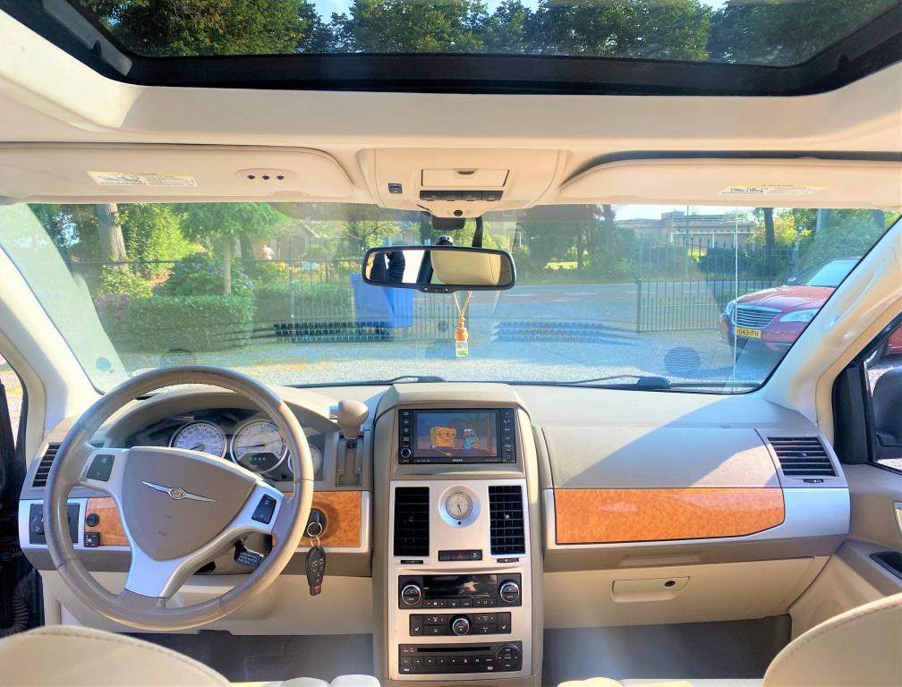 Chrysler Grand Voyager 4.0 V6 LIMITED WHITE OPEN-DAK J.DAIML, Auto's, Automaat, Beige, 7 stoelen, Wit