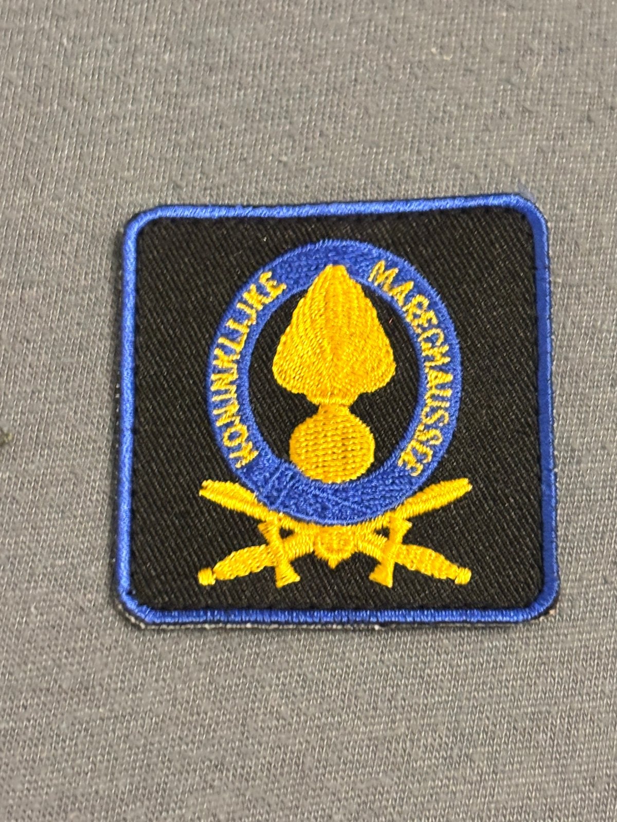 5x5 borst embleem kmar officier, Verzenden, Marechaussee, Nederland, Embleem of Badge