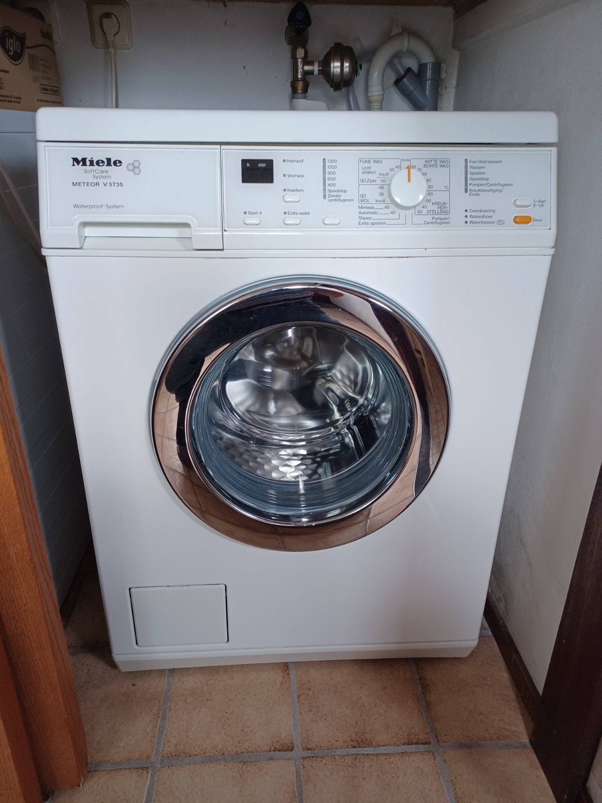 te koop miele wasmachine, Witgoed en Apparatuur, Ophalen of Verzenden, 1200 tot 1600 toeren, 85 tot 90 cm