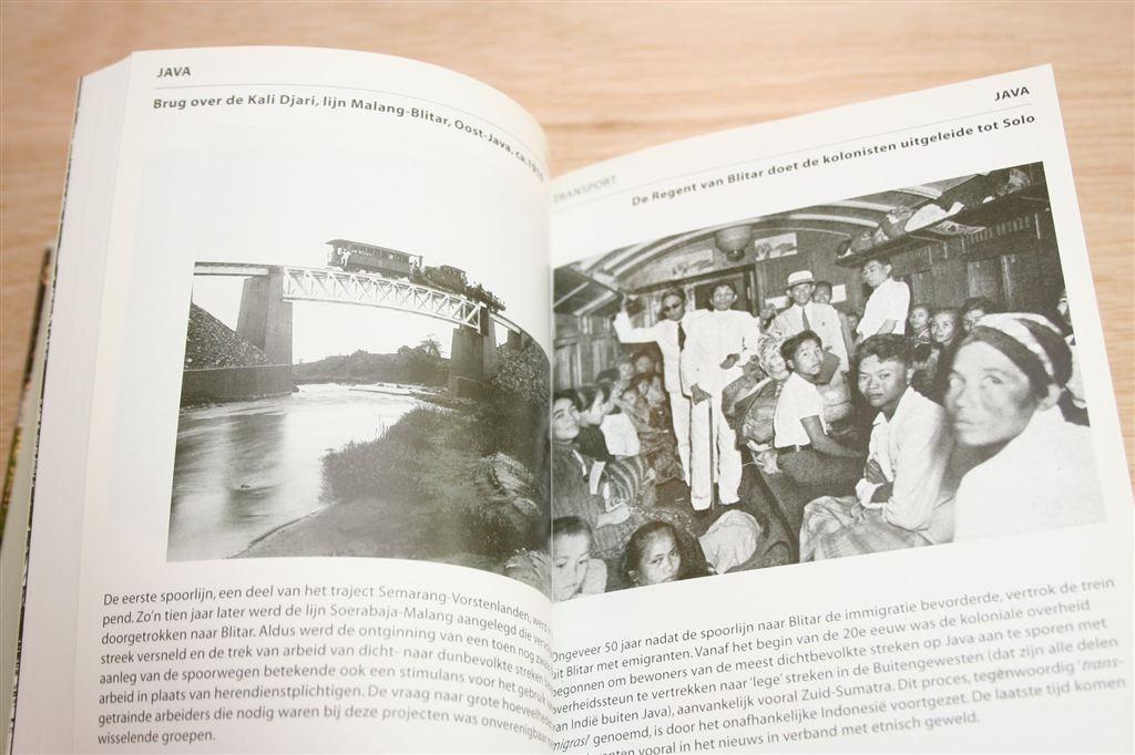Het Indië Boek — Fotoboek Koloniaal Leven 1870-1942, Ophalen of Verzenden, Zo goed als nieuw