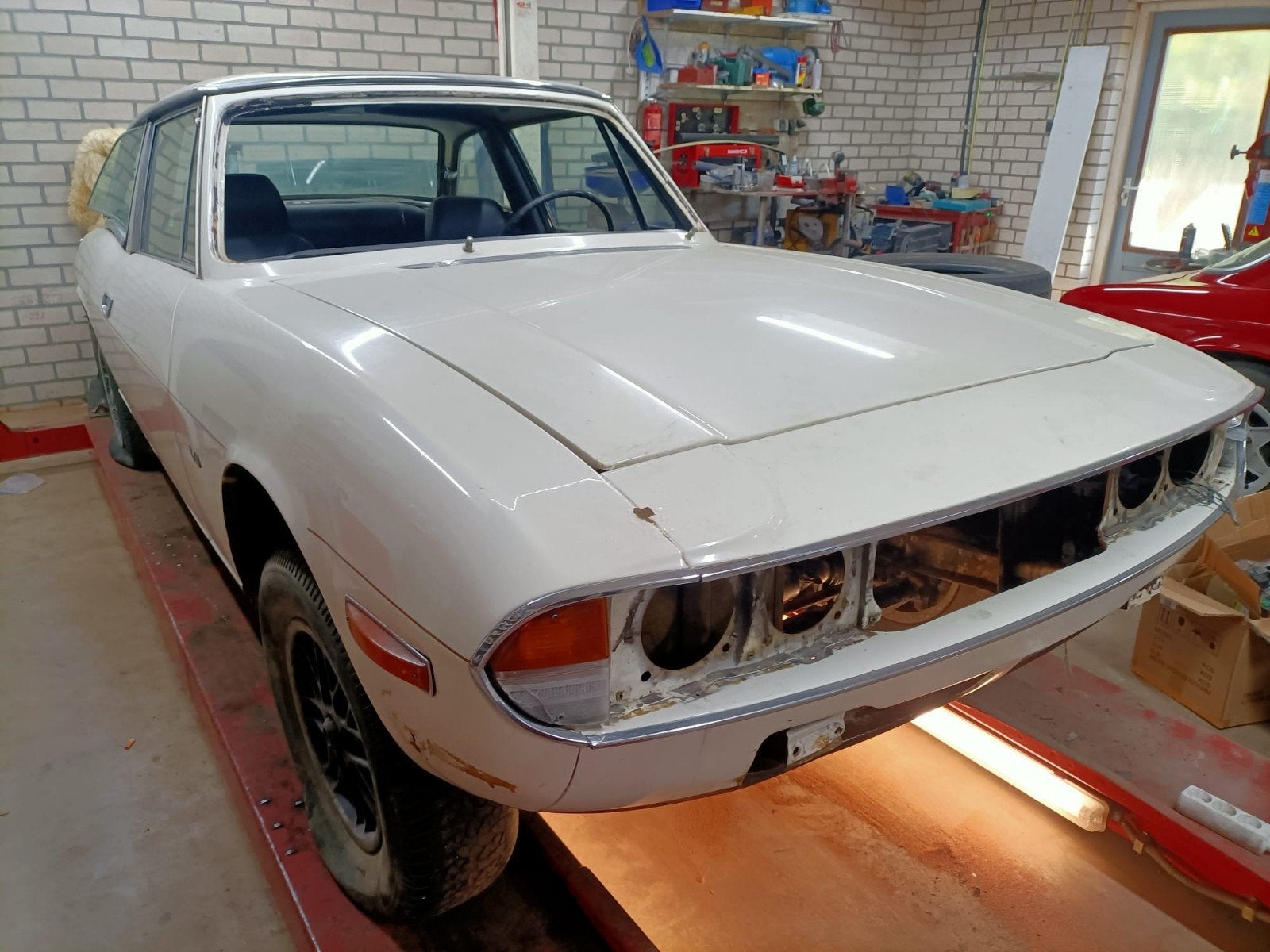 Twee Triumph Stag, foto 9