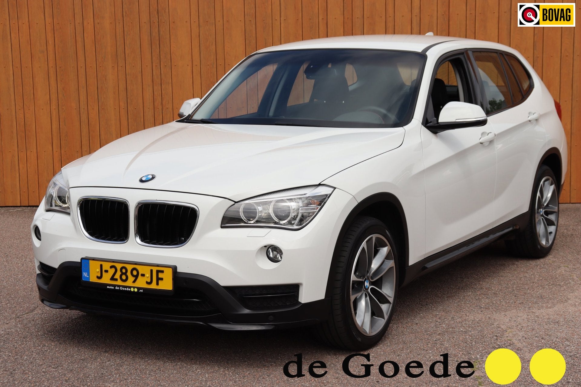 BMW X1 SDrive20i M-sport Limited Series camera trekhaak stoe, Auto's, BMW, 12 maanden, Euro 6, 4 cilinders, Wit