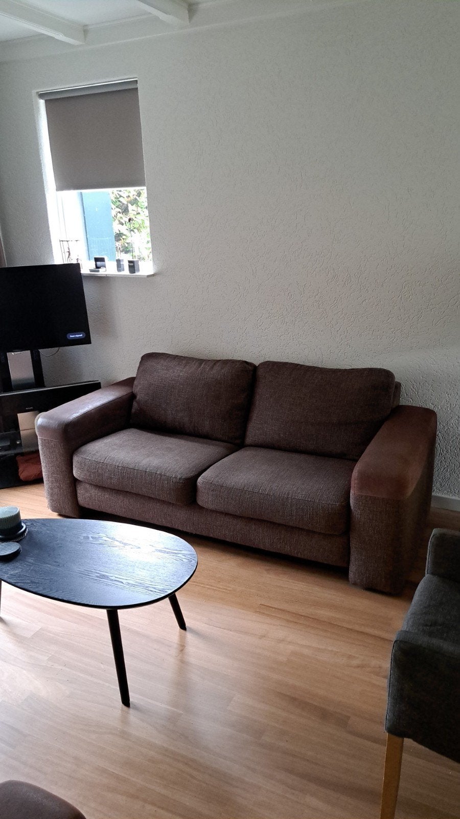Twee comfortabele 2-zits banken in bruine stof en leer, Ophalen, Modern, Comfortabel, Gebruikt, 150 tot 200 cm