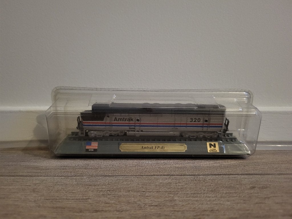 Modeltrein VS Amtrak FP45 Del Prado locomotief Trein, Ophalen of Verzenden, Zo goed als nieuw