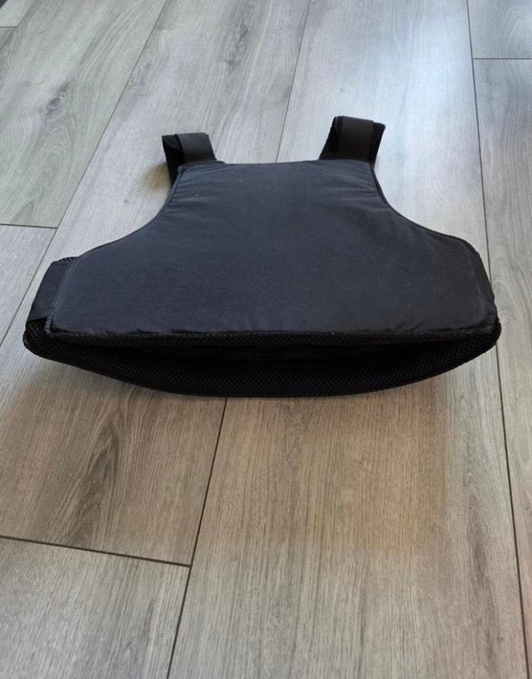 Zwart kogelwerend vest - Maat M, Verzamelen, Militaria | Algemeen, Verzenden, Overige soorten, Overige gebieden, Kleding of Schoenen