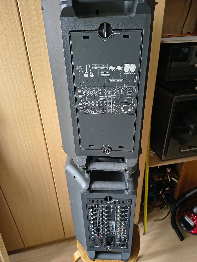 Samson XP510I 250Watt mengpaneel met boxen, Ophalen, Gebruikt, 5 tot 10 kanalen, Microfooningang