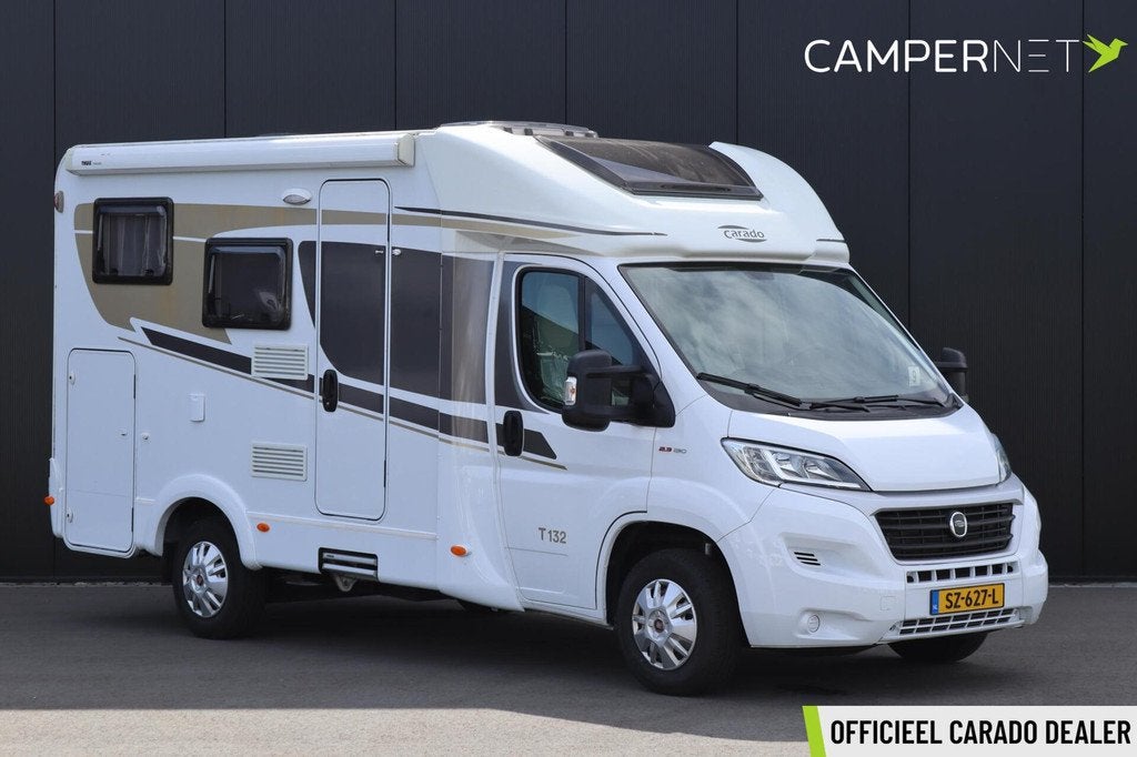 Carado T132 2.3 Multijet 130pk | 5.99m | Vast bed | Thule Li, Caravans en Kamperen, Hordeur, Airbags, Tot en met 2, Bedrijf
