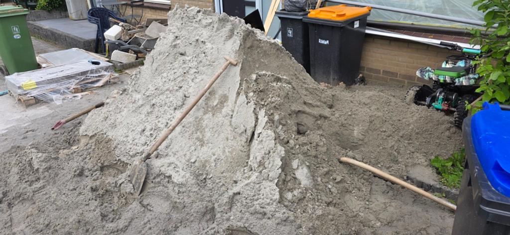 Ophoogzand/Straatzand af te halen, Tuin en Terras, Zand, Ophalen, Gebruikt, Straatzand