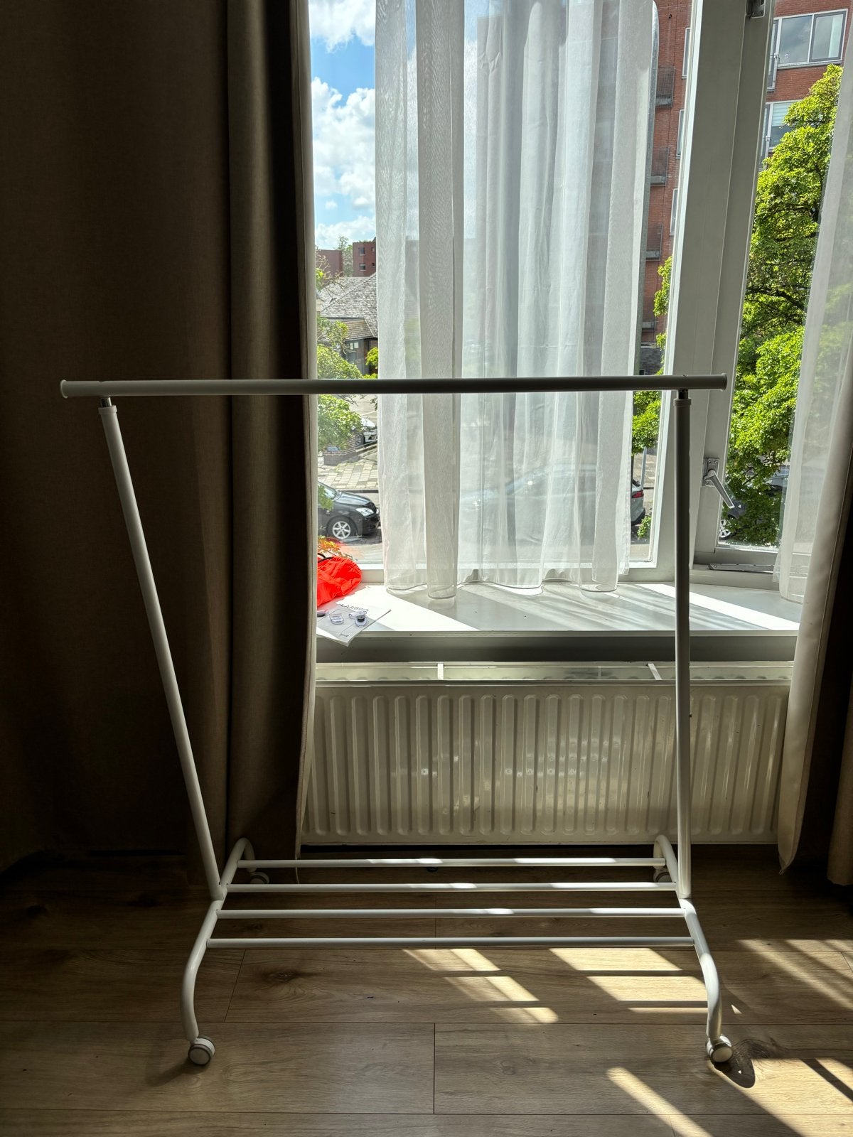 Wit kledingrek met wielen, Kleding | Dames, Kledingrekken, Gebruikt, Met wielen, Ophalen