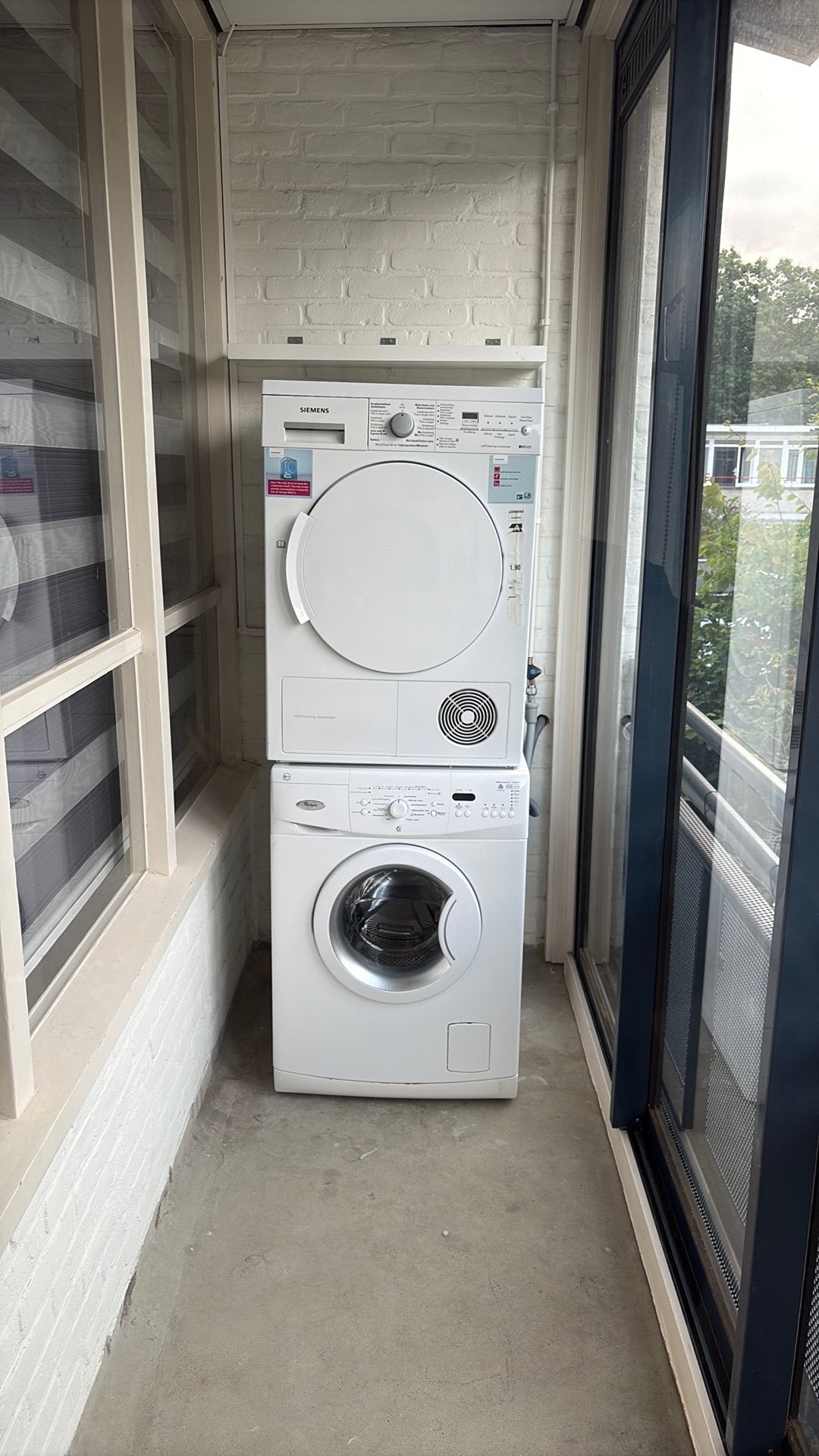Wasmachine en droger te koop, Ophalen, Zo goed als nieuw, 1200 tot 1600 toeren