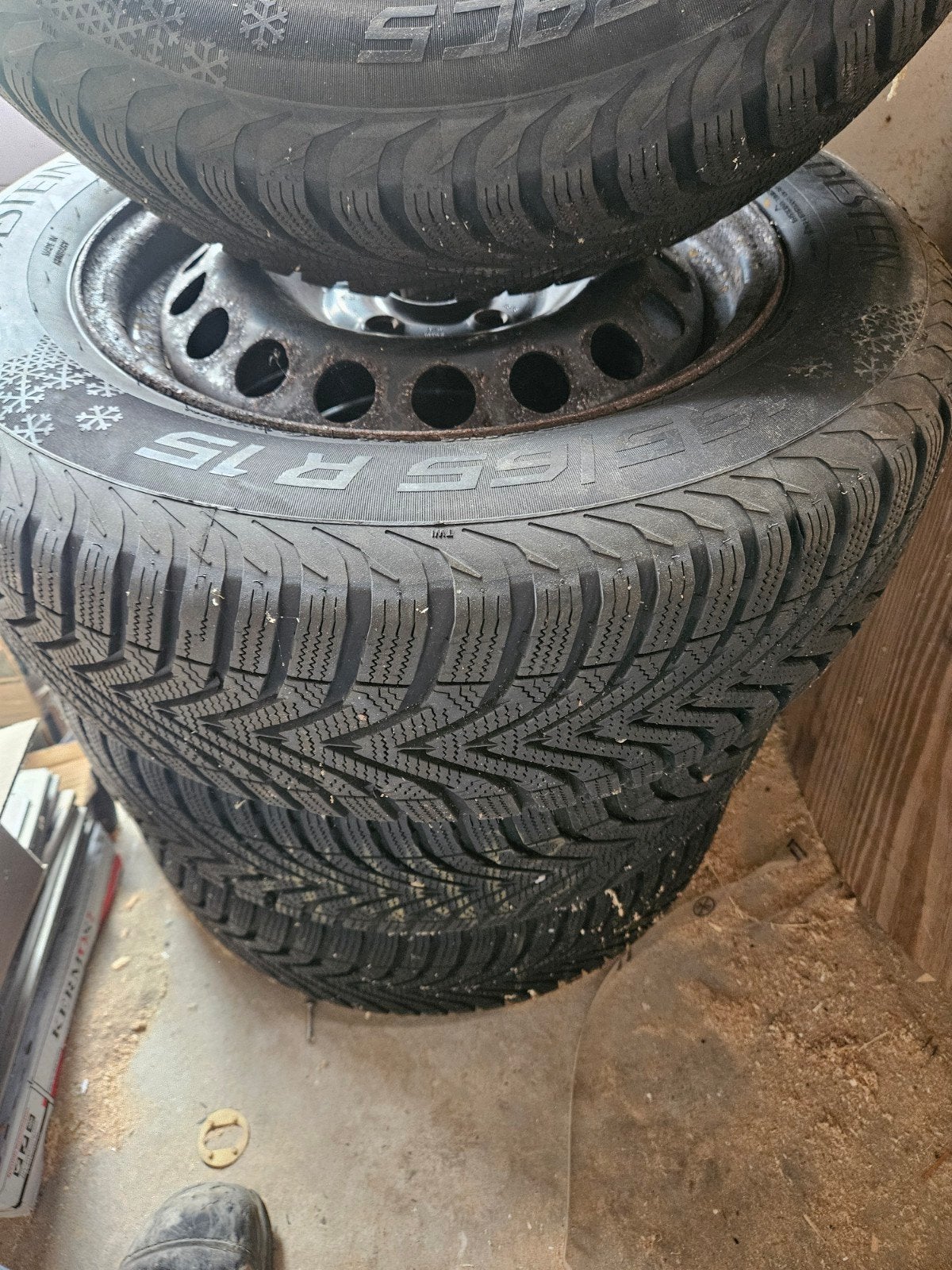 Vredestein Winterbanden 195/65 R15 met 7mm profiel, Ophalen of Verzenden