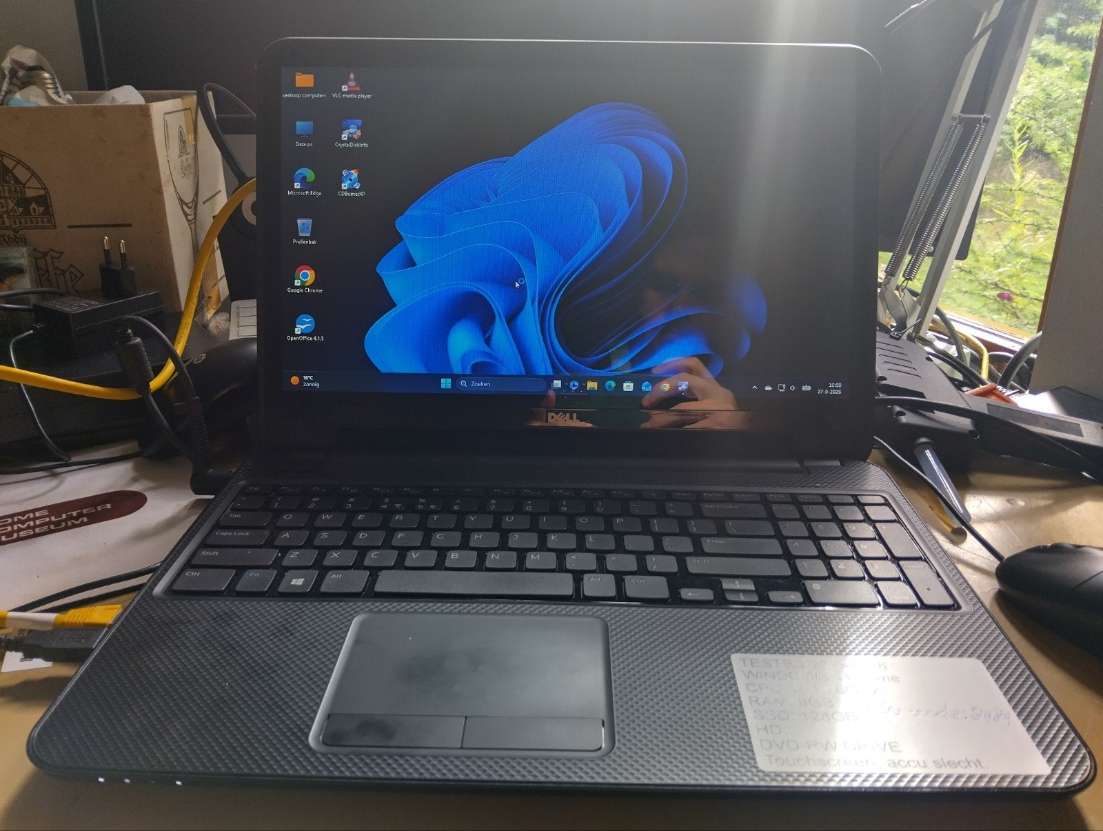 Dell Laptop met Touchscreen en Windows 11 Home, Gebruikt, 15 inch, 8 GB, Minder dan 2 Ghz