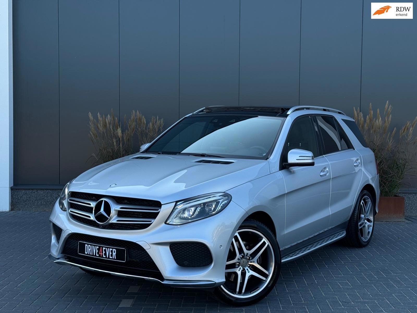 Mercedes-Benz GLE-klasse 350 d 4MATIC AMG Sport Edition FULL, Auto's, Automaat, 15 km/l, Gebruikt, Met garantie (alle)