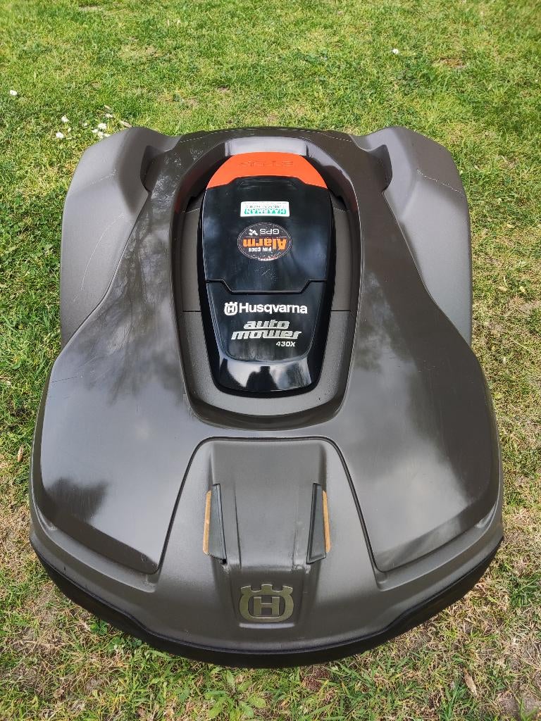 Husqvarna Automower (type 430X, 3.200 m2. 2023, 2.561 uur), Tuin en Terras, Robotmaaiers, Bestuurbaar via app, Ophalen of Verzenden