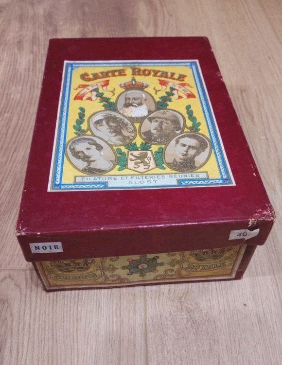 Antieke doos naaigaren "Carte Royale" - begin 1900, Ophalen of Verzenden